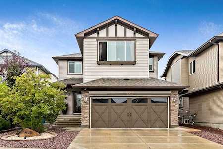 529 New Brighton Drive SE Calgary, AB T2Z 0N8
