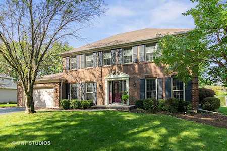 623 Fredericksburg Ct Naperville, IL 60540
