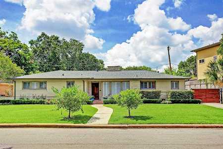 2215 Mcclendon St Houston, TX 77030