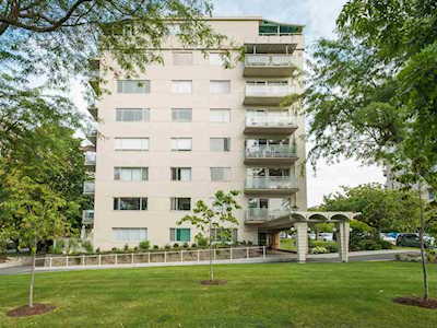 2409 W 43 Avenue #103 Vancouver, BC V6M 2E6