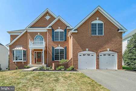 22609 Lovettsville Knoll Ct Ashburn, VA 20148