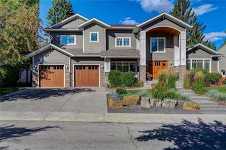 1212 Beverley Boulevard SW Calgary, AB T2V 2C5