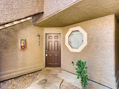 5052 Rainbow Blvd #104 Las Vegas, NV 89118
