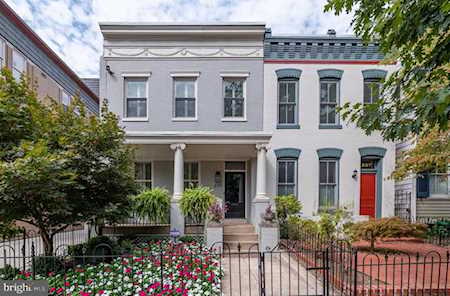 239 8th St SE Washington, DC 20003
