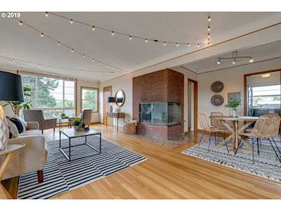 2025 SE Caruthers St #9 Portland, OR 97214
