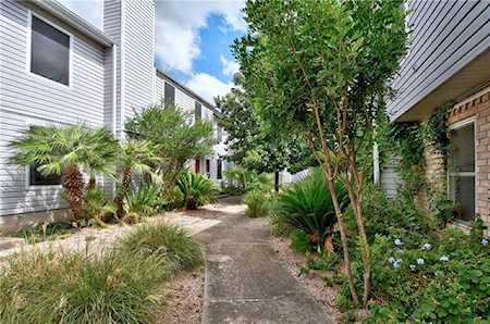 1904 Goodrich Ave #15 Austin, TX 78704