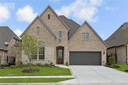 821 Dover Drive Prosper, TX 75078