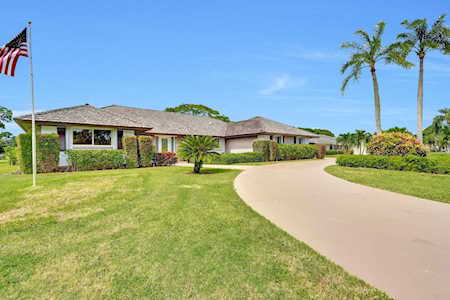 377 S Country Club Drive Atlantis, FL 33462