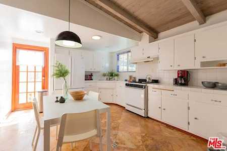11810 Lindblade Street Culver City, CA 90230