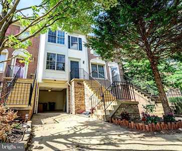 7802 Colonial Springs Blvd Alexandria, VA 22306