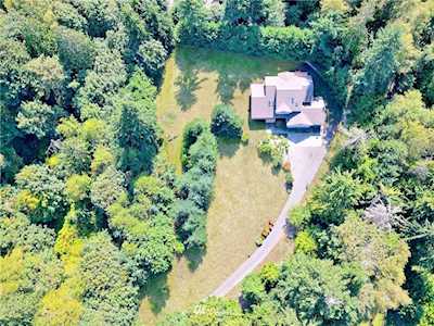 6046 NE Gunderson Rd Poulsbo, WA 98370