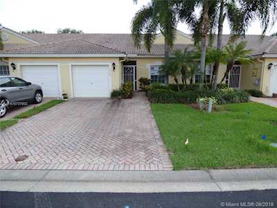9308 Swansea Ln #9308 West Palm Beach, FL 33411