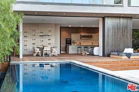 1383 Londonderry Place Los Angeles, CA 90069