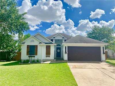110 Twilight Way Hutto, TX 78634