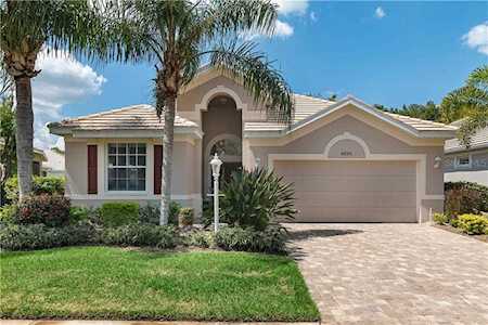 8326 Whispering Woods Court Lakewood Ranch, FL 34202
