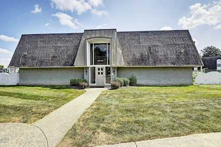 414 Lafontenay Ct Louisville, KY 40223