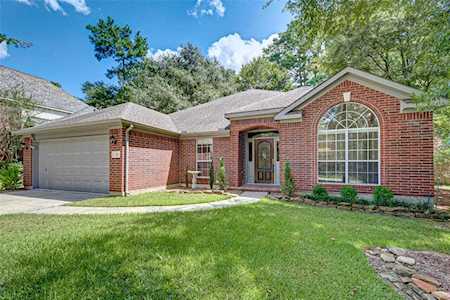 35 Bristol Oak Circle Circle The Woodlands, TX 77382