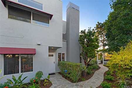 26905 Jasper #204 Mission Viejo, CA 92691
