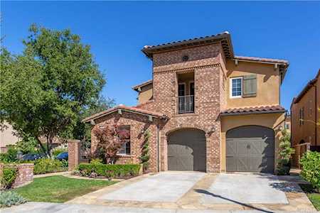 24 Paperbark Irvine, CA 92620