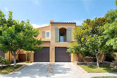 27 Dusty Rose Irvine, CA 92620