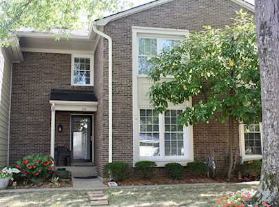 936 Burning Springs Cir Louisville, KY 40223
