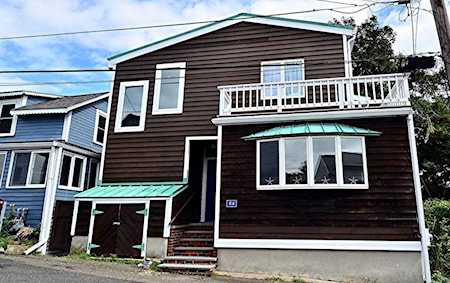 64 Colby Way Nahant, MA 01908