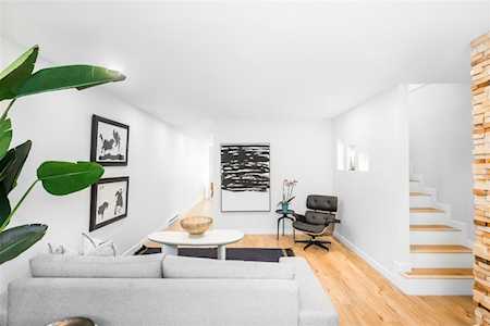 5625 Senlac Street #206 Vancouver, BC V5R 6G8