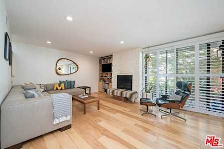 8135 Redlands Street #106 Playa Del Rey, CA 90293