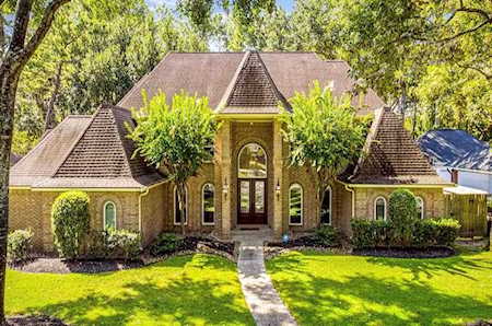 2110 Bluff Creek Dr Kingwood, TX 77345