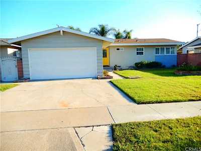 3110 W Paso Robles Drive Anaheim, CA 92804