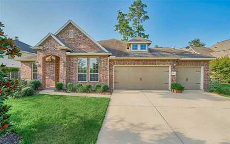 106 E Canyon Wren Circle Spring, TX 77389