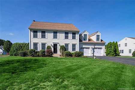 53 Duck Pond Crossing Southington, CT 06479