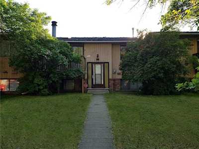1211 44 Street SE #B Calgary, AB T2A 5E6