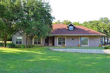 100 Chappel Hill Court Weatherford, TX 76088
