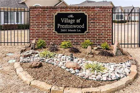 2601 Marsh Lane #132 Plano, TX 75093