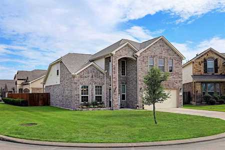 8114 Broadleaf Ave Baytown, TX 77521