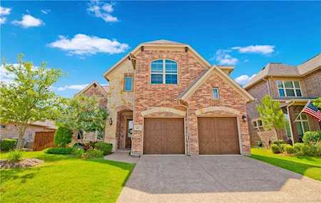 8125 Tyler Drive Lantana, TX 76226