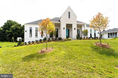 10093 Spartans Hollow Ct Great Falls, VA 22066