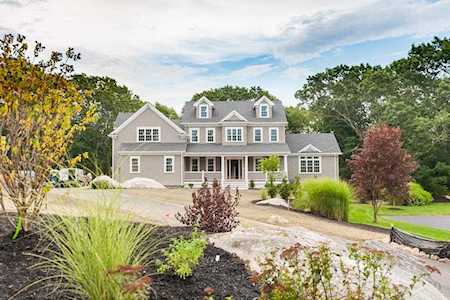 19 Heritage Lane Cohasset, MA 02025