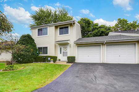 1257 E Canterbury Trl Palatine, IL 60074