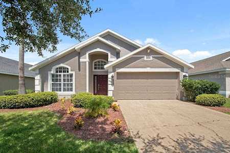 4933 Casa Vista Drive Orlando, FL 32837
