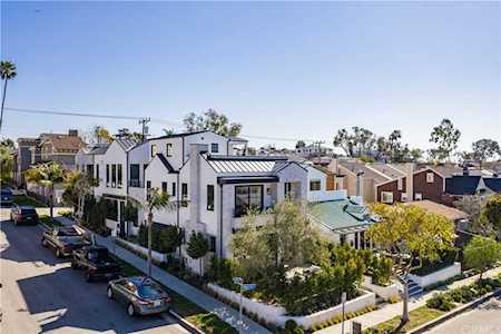 620 Poinsettia Avenue Corona Del Mar, CA 92625