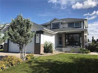 57 Riverview Close Cochrane, AB T4C 1K7