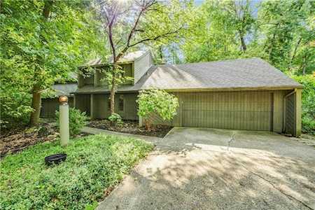 7425 Shadow Wood Drive Indianapolis, IN 46254