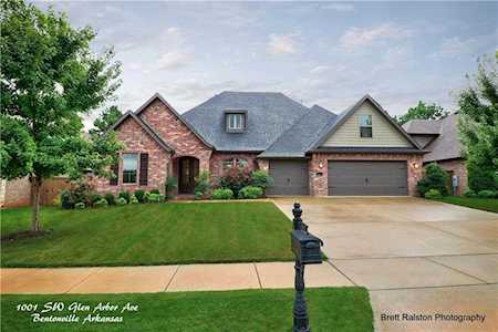 1001 SW Glen Arbor AVE Bentonville, AR 72713