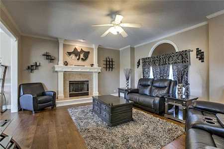 1355 Sherman Circle Liberty, MO 64068