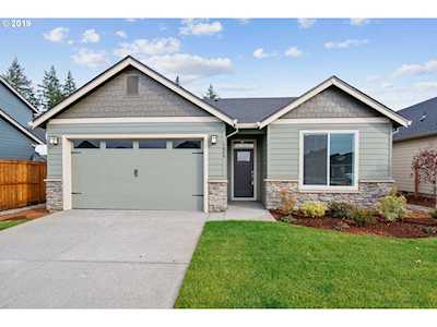 1058 S Walnut St #Lot79 Canby, OR 97013