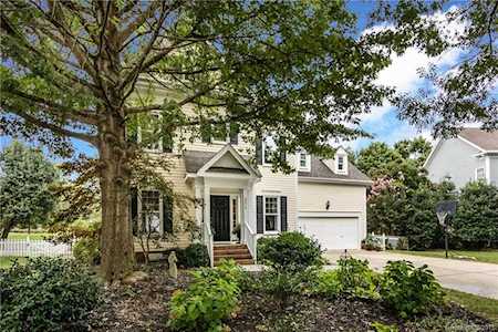 2414 Mirow Place Charlotte, NC 28270