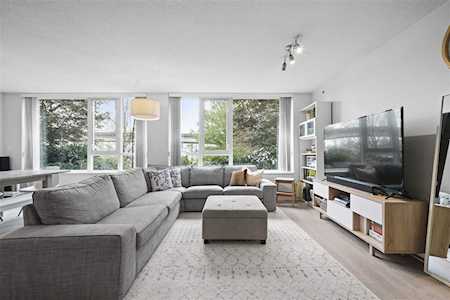 125 Milross Avenue #111 Vancouver, BC V6A 0A1