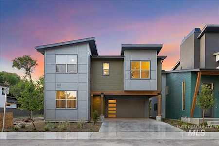 6434 W Glencrest Ln Boise, ID 83714